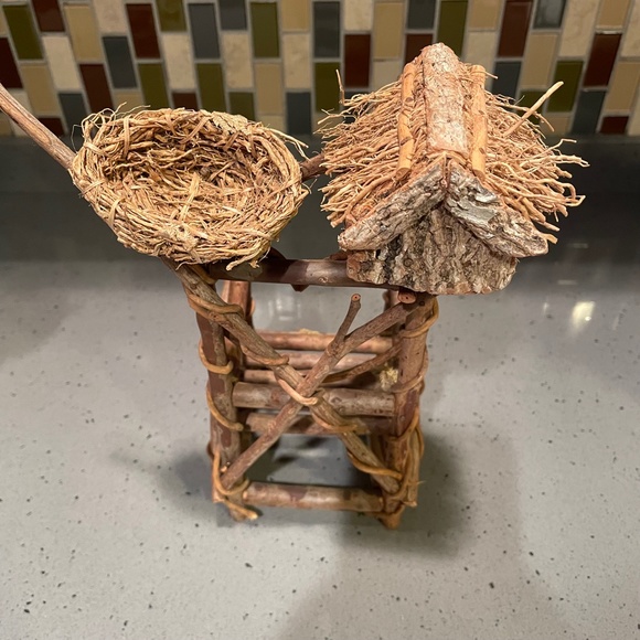 Vintage twig ornamental chair decorations with birdhouse and birds nest - Picture 5 of 7